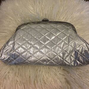 Silver Quilted Evening Clutch Bag with Rhinestone Closure & Chain Strap